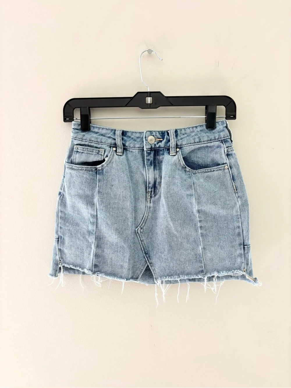 PacSun Light Wash Raw Hem Denim Mini Skirt Size 24